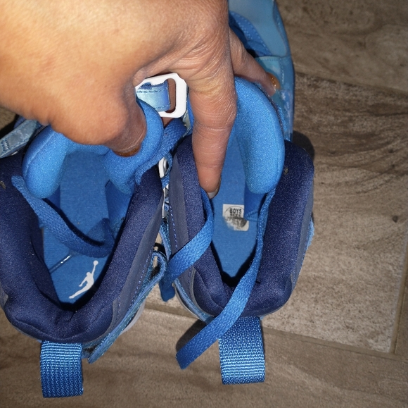 Boys Nike Air Jordan 8 retro GS snowflake - Picture 6 of 9